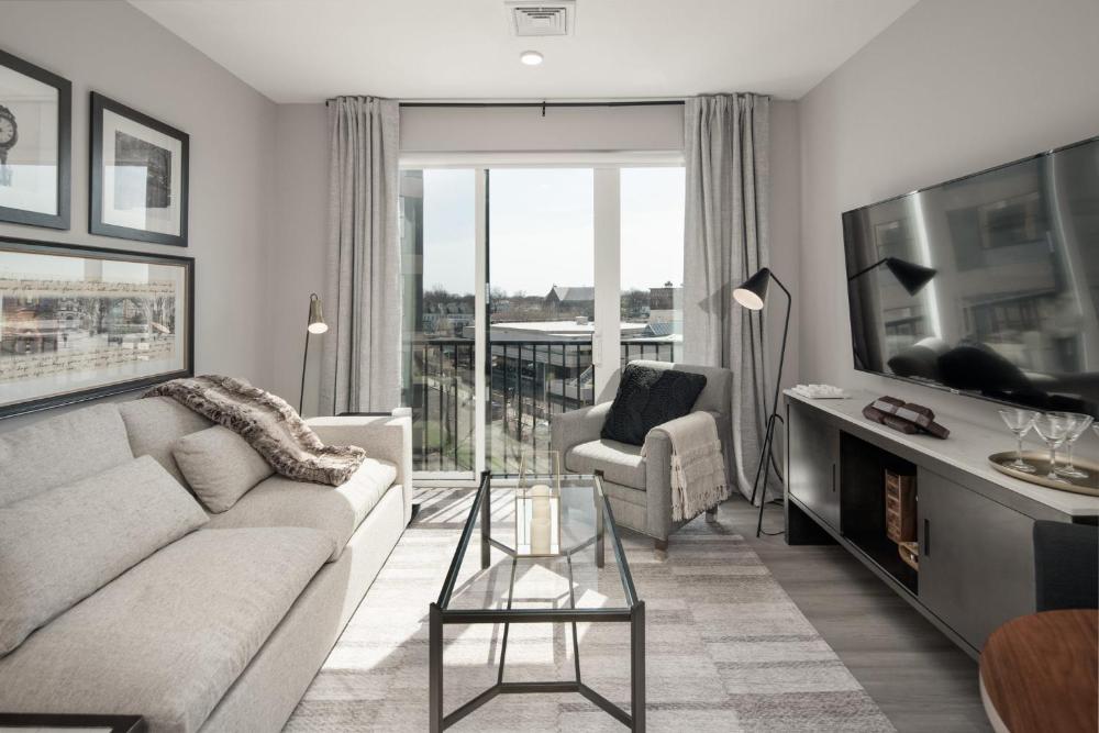 Deluxe One-Bedroom Apartment interior