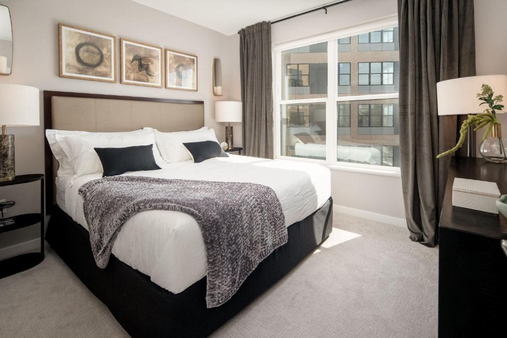 Hyatus Luxury Residences City Crossing
